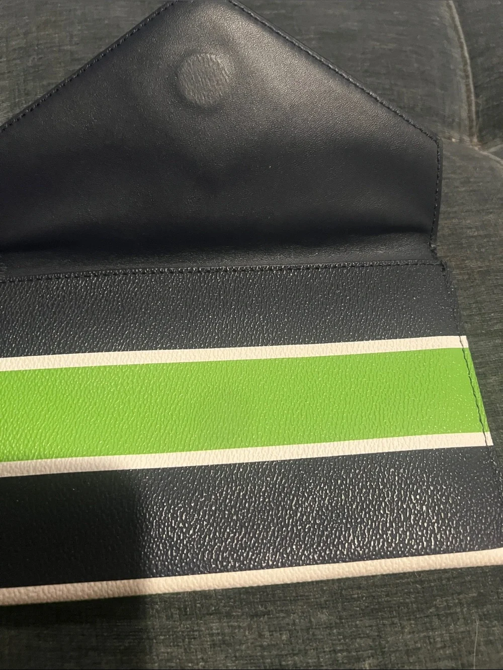 Vera Bradley Green, Black & White Striped Men's Card Wallet